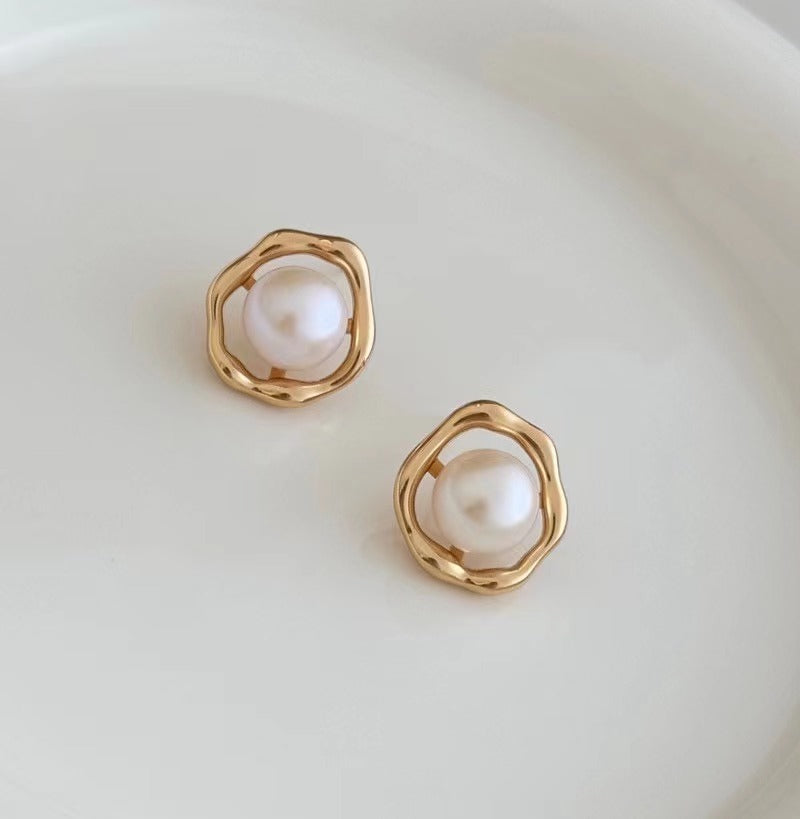 01. 925 Silver Natural Pearl Abstract Design Earrings